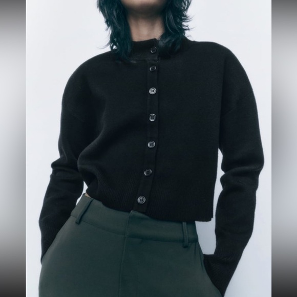 Sweaters - Zara Crop Cardigan